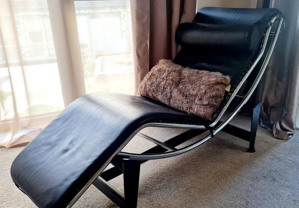 Stylish Near Tower Bridge Apartament *